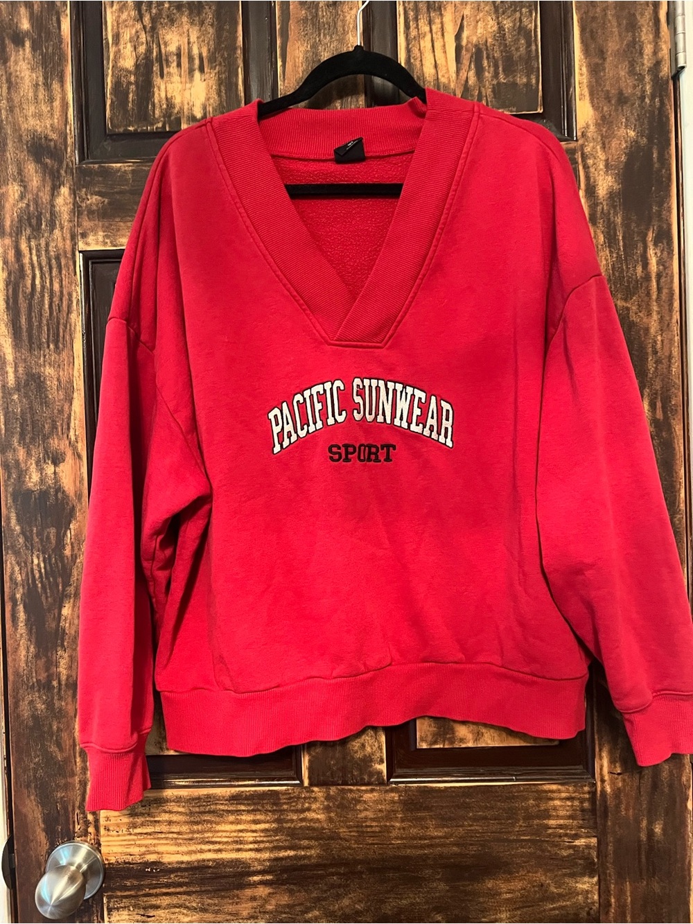 PacSun Women's Red V-Neck Logo Sweatshirt